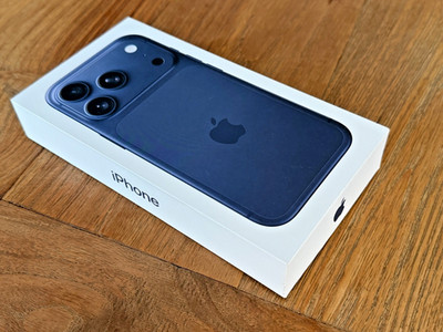 Neues iPhone 17 Pro 256GB Tiefblau