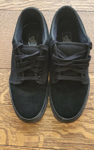 vans black bottom