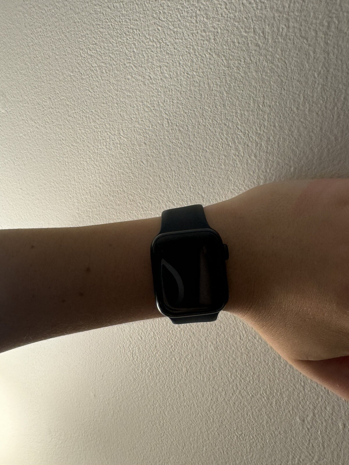 Apple Watch SE 40mm SG Space Gray Aluminum Case Midnight Loop Band-image