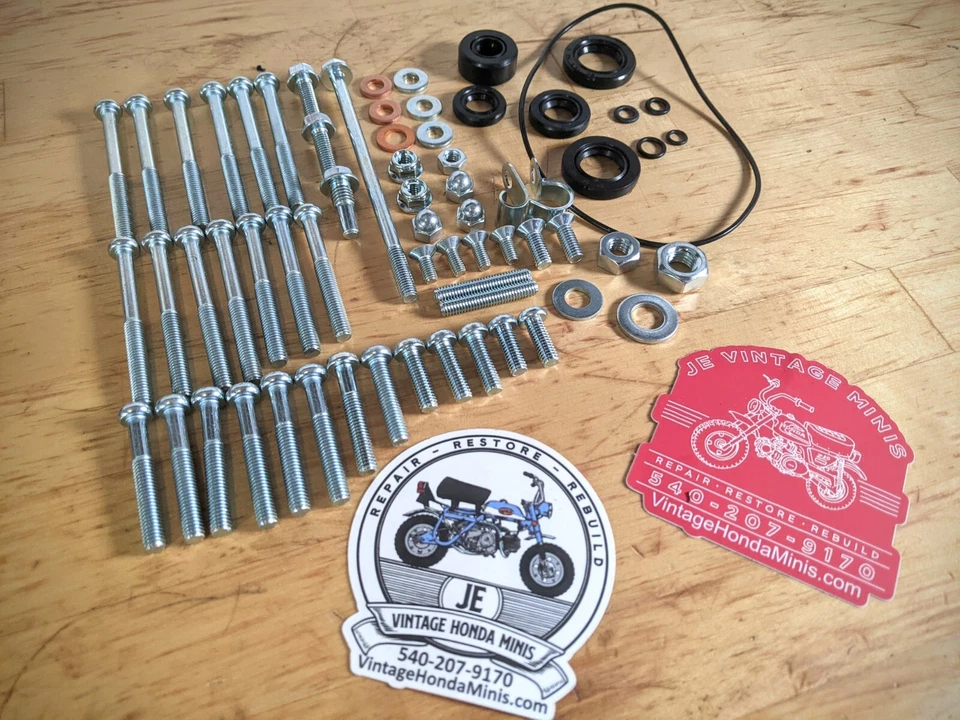 Kit de herrajes y sellado de aceite Master Engine Case - Honda Z50 CT70 SL70 XL70 de colección Foto 2 de 4