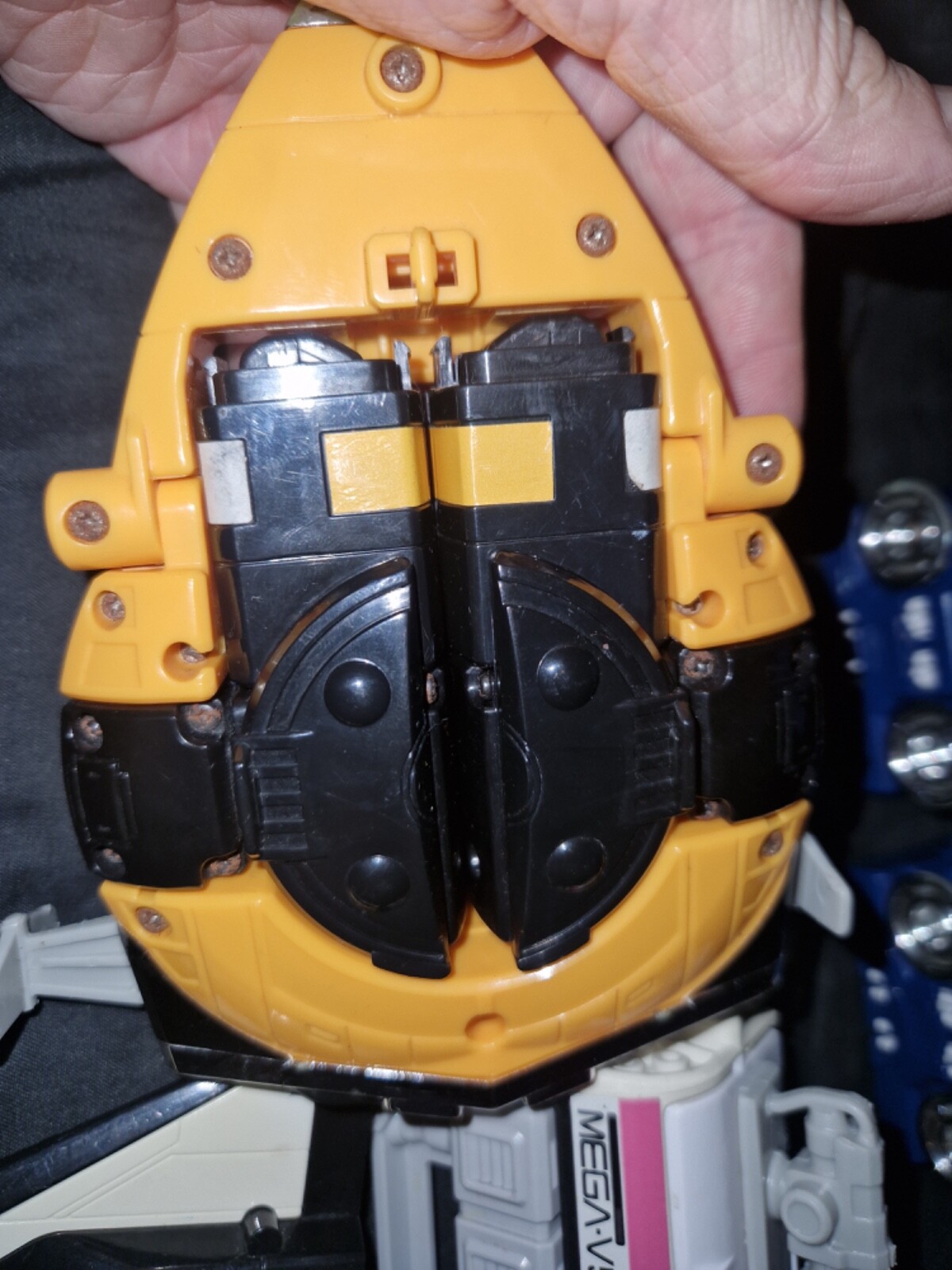 Picture 4 of 5