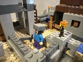 LEGO Minecraft: The Desert Outpost (21121)