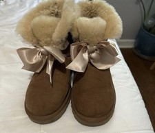 UGG Gita Bow Chestnut Mid Boots Size 9