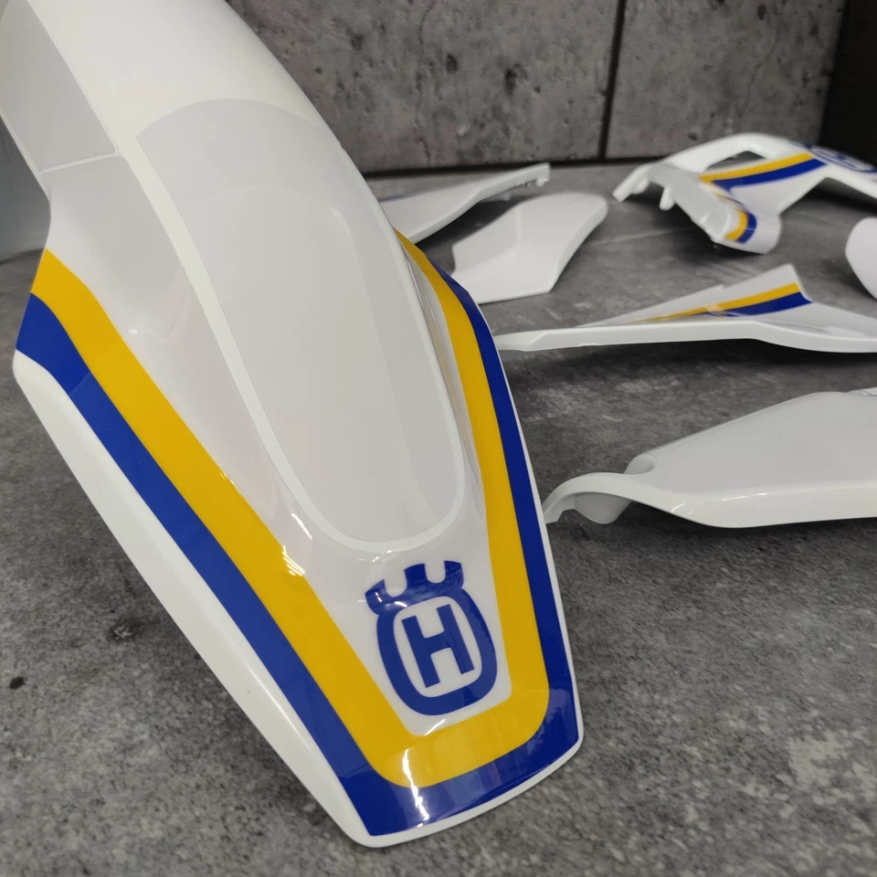 Plásticos + Gráficos Husqvarna TE FE 2020 2021 2022 2023 Retro Heritage - Imagen 3 de 4