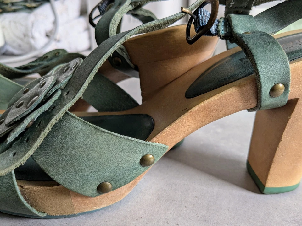 Tacones gruesos Kenneth Cole Reaction talla 9 Foto 2 de 4