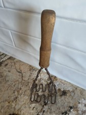 Vintage Twisted Wire POTATO MASHER Wooden Handle Primitive Kitchen