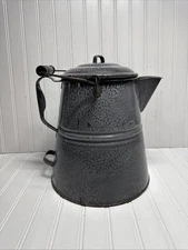 B34 - VINTAGE GRANITE ENAMEL WARE GRAY SWIRL SPECKLED EXTRA LARGE COWBOY COFFEE*