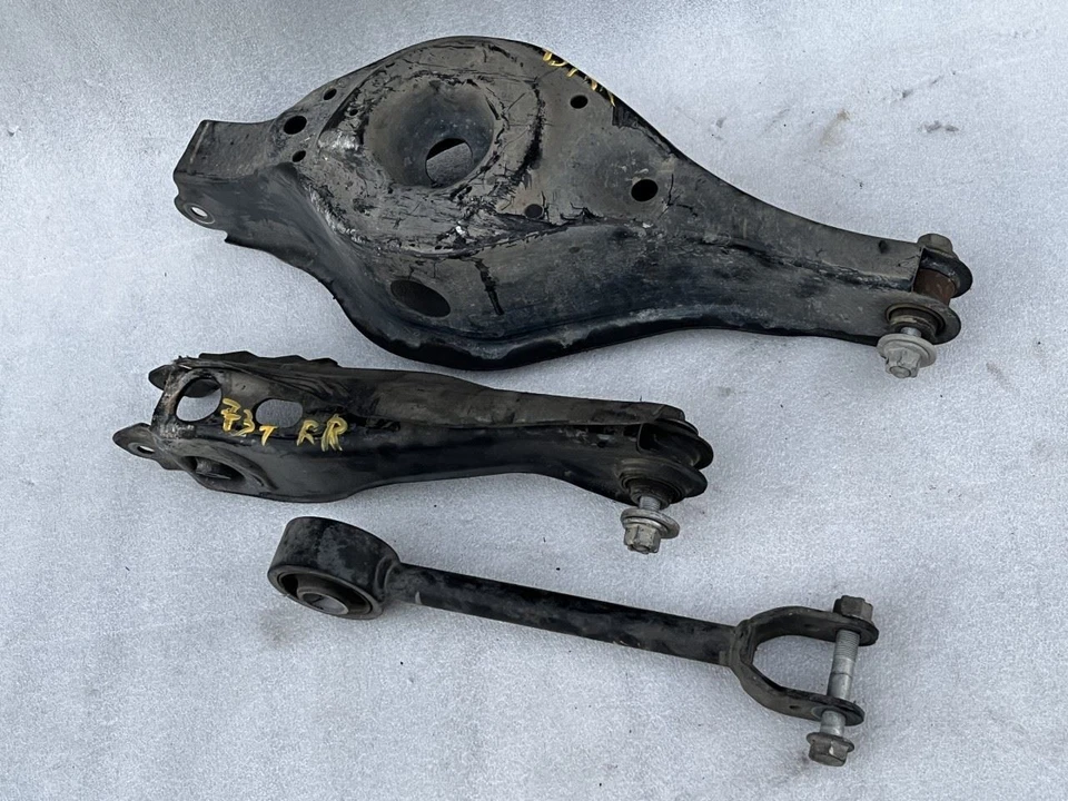 2017 NISSAN PATHFINDER ПРАВАЯ ПАССАЖИРСКАЯ СТОРОНА ЗАДНИЙ НИЖНИЕ РЫЧАГИ УПРАВЛЕНИЯ 3 ШТУКИ - Изображение 2 из 2