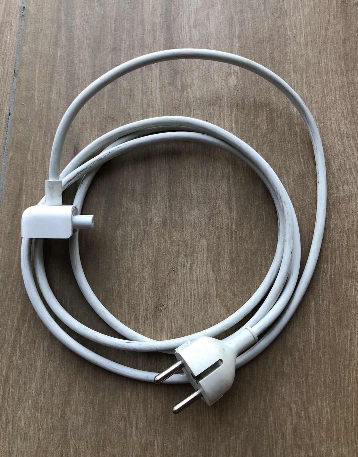 Original Apple Power Adapter (Netzteil) Verlängerungskabel, 1,8m, Original
