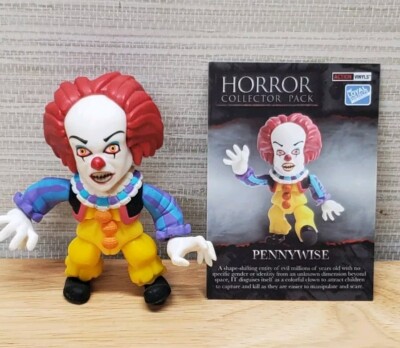 Stephen King's IT Pennywise The Clown 3.5'' Action Figure Loyal Subjects 2018