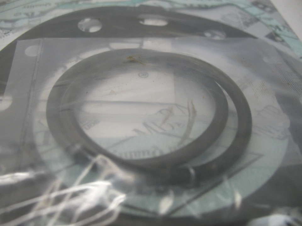 N.O.S. 1997 年本田 CR250 R A CYLINDER 头套顶端套套套 — 第 2/4 张图片