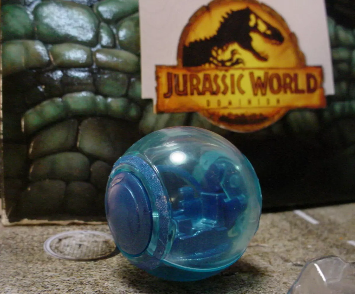 JURASSIC WORLD DOMINION Total Terrain GYROSPHERE Orb Sphere blue LOOSE Matchbox