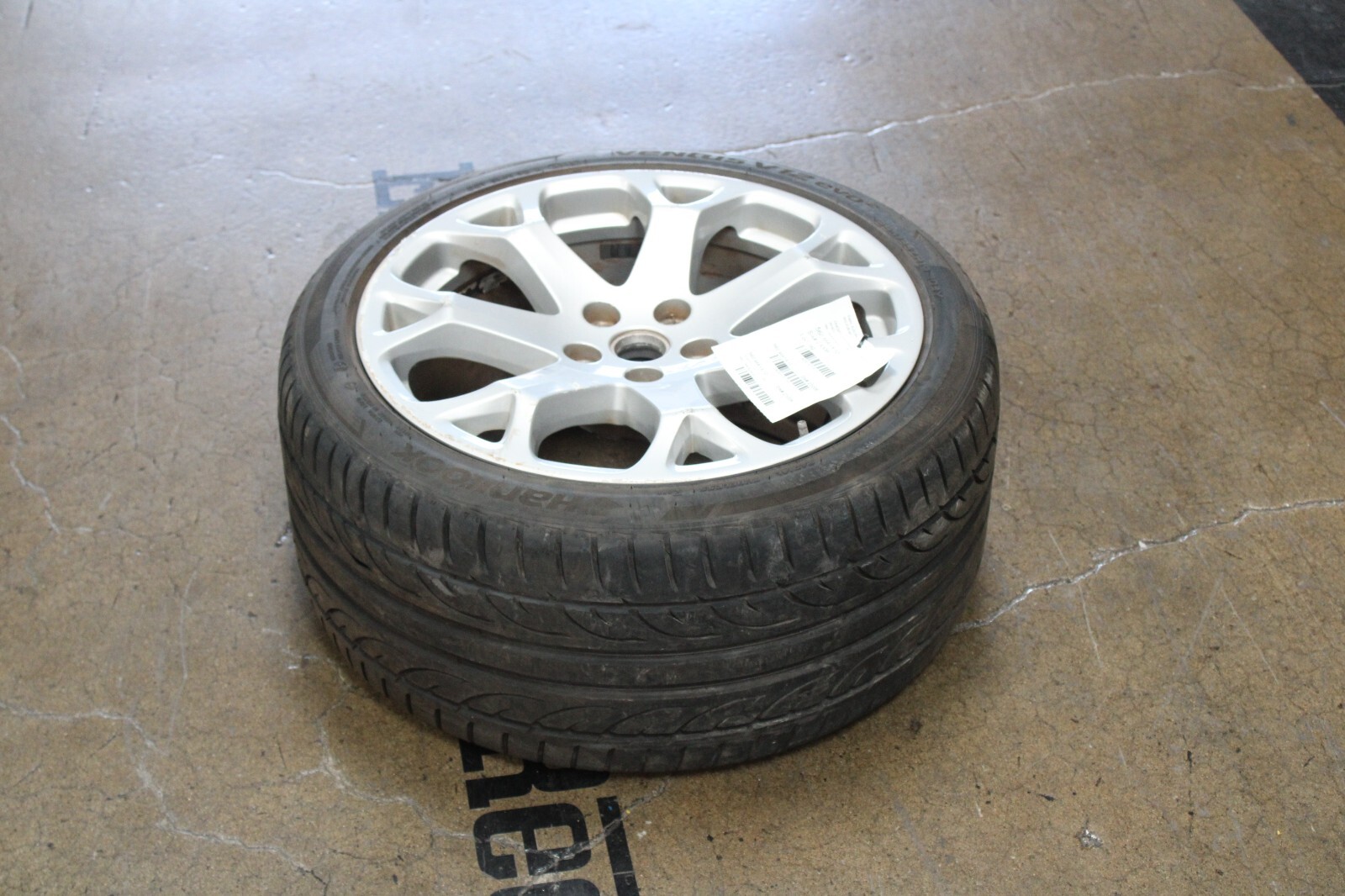 Maserati Quattroporte, Rear Wheel, Needs Recon, Used, P/N 237496