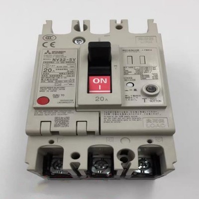 1PC NEW   NV32-SV 3P 20A circuit breaker    #qm