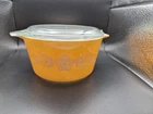 Vintage Pyrex 473 Butterfly Gold Round Casserole Dish 1 Quart WITH LID