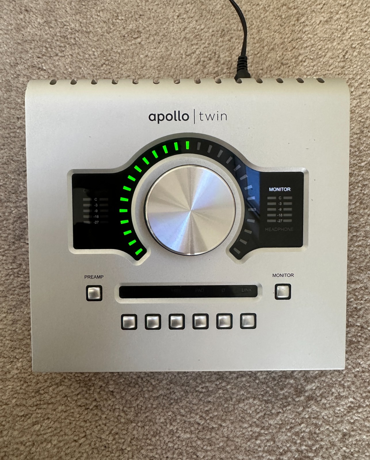 Universal Audio Apollo Twin Solo Core UAD 2 Audio Interface Thunderbolt