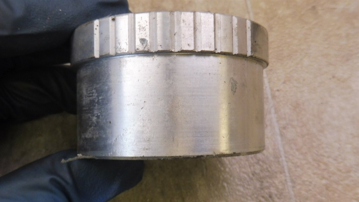 1985 Kawasaki ZX900 Ninja K238-1) left right rear wheel