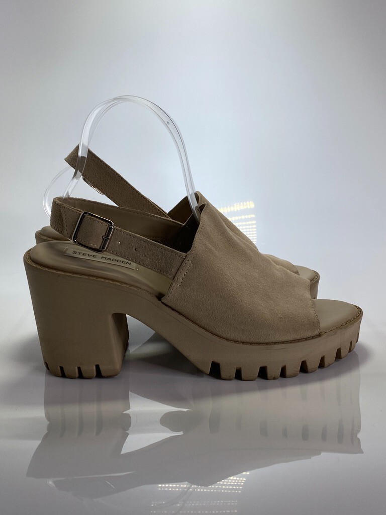 Steve Madden Women's Sunnyside Sand Suede Heeled Sandal Sz 10