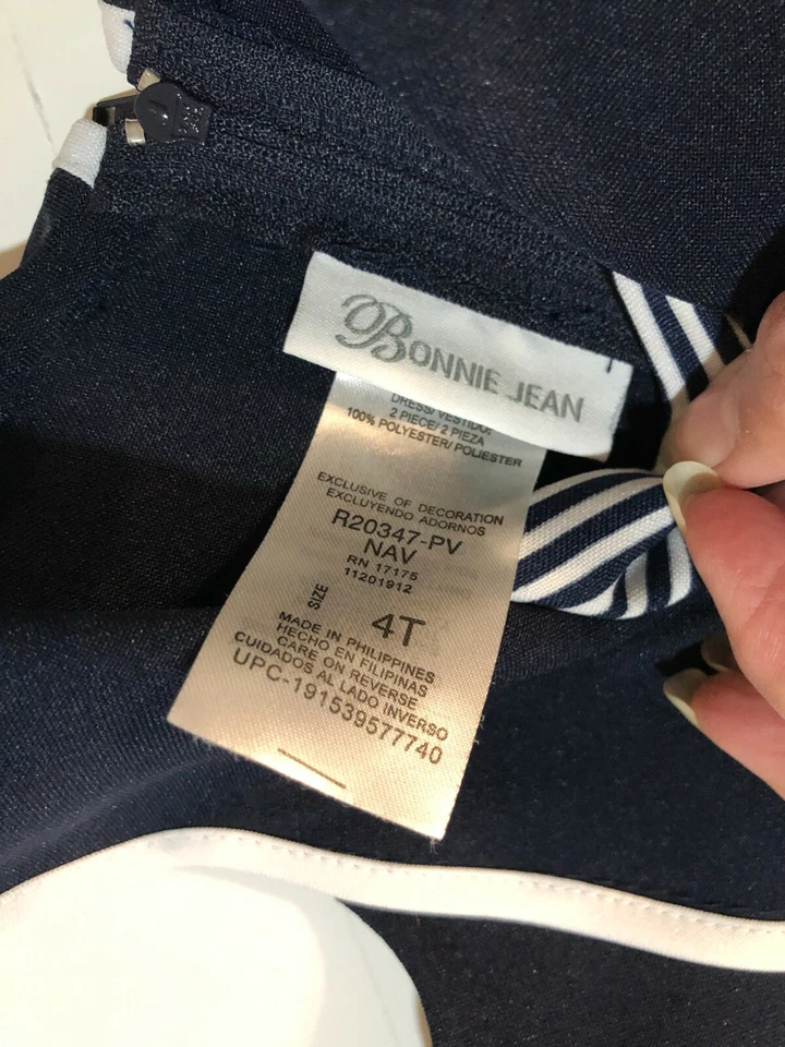 NUEVO CON ETIQUETAS 2 piezas. Conjunto de marinero Bonnie Jean para niñas pequeñas azul marino y blanco talla 4T Foto 3 de 4