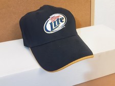 Casquette de baseball neuve avec logo brodé bière Miller Lite bleu marine et or sport course 