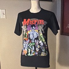 Misfits Black Graphic Band T-Shirt Rock Pop Music Tee 25 by 18 sweet shirt.