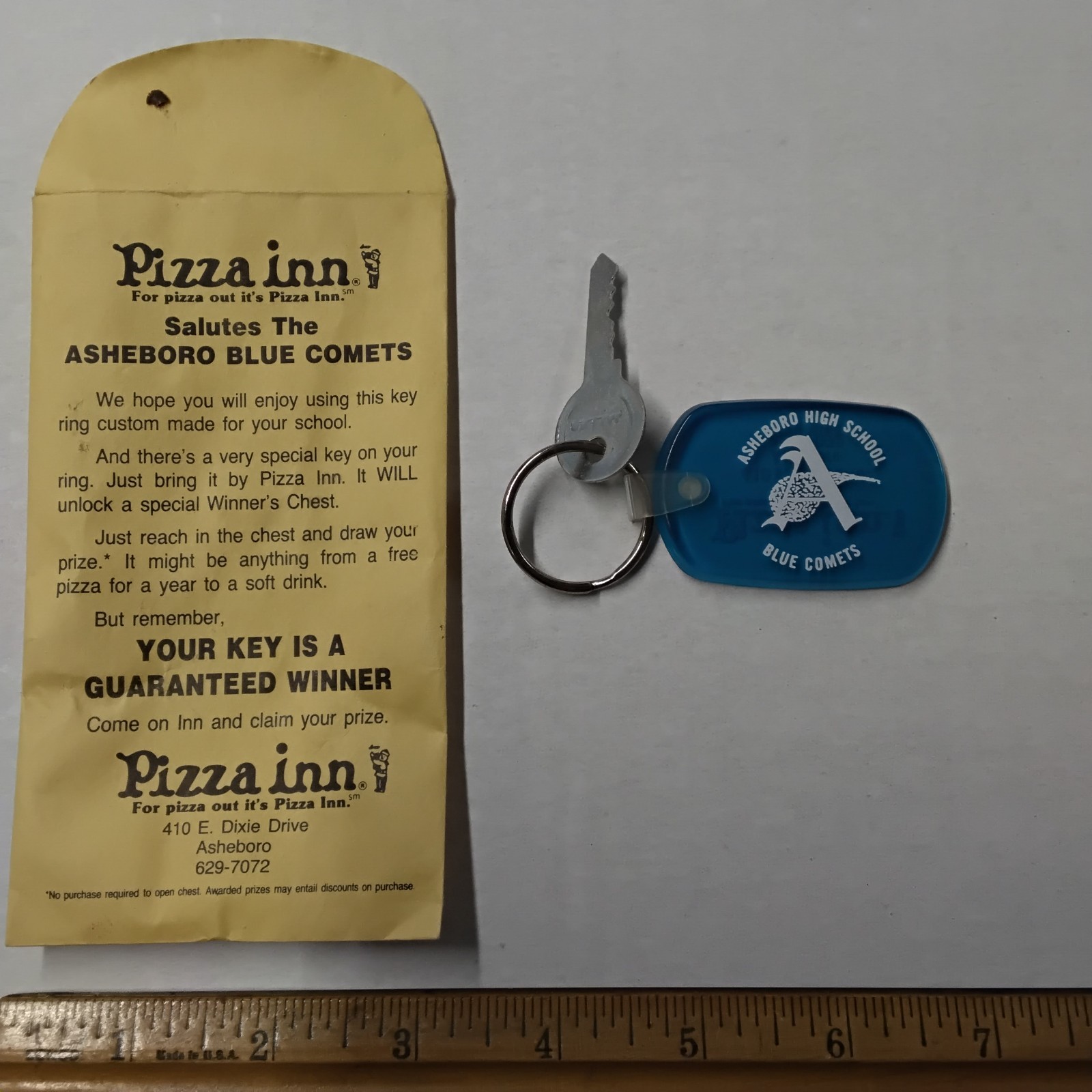 Pizza Inn Asheboro High School NC Blue Comets VTG promotional Keyring Keychain