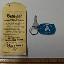 Pizza Inn Asheboro High School NC Blue Comets VTG promotional Keyring Keychain