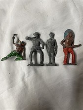 Vintage Lead Indians Figures Lot of 2 Native Americans 2 Soldiers Wild West