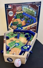 MLB رسمي Quality Wooden Pinball Baseball لعبة 14 x 12 x 8 بوصة