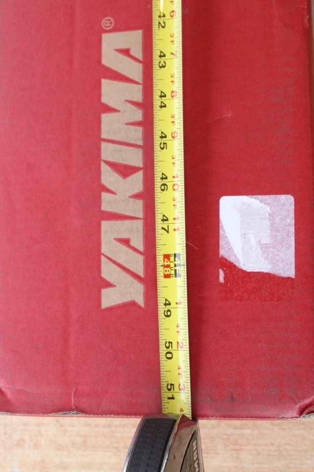 NUEVO Sistema de rack Yakima Baseline FX techo desnudo torre integrada XL 8000168 Foto 2 de 4