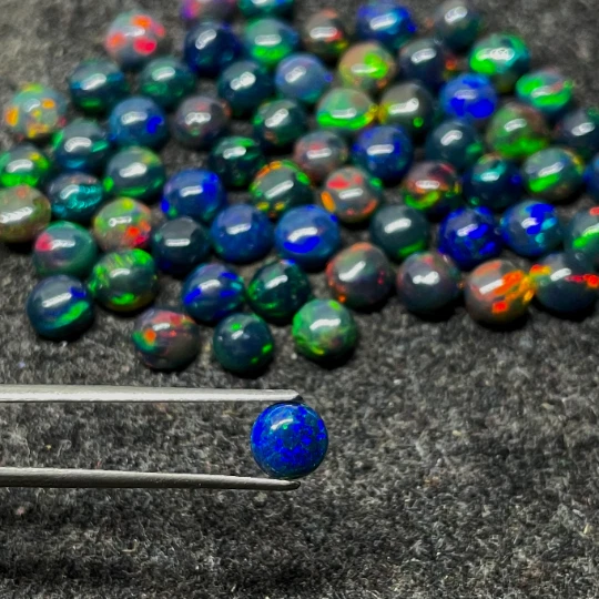 Amazing Quality Round Shape Natural Multi Fire Ethiopian Black Opal Cabochon Lot - Image 4 of 4