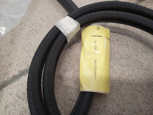 KIT GUARNIZIONI COMPLETO VETRI E PORTE FIAT 500 L EPOCA INSERTI CROMATI E COPRIG - Imagen 12 de 14