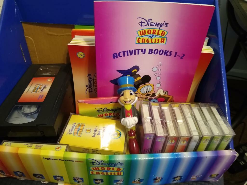 Disney Treasure Chest World of English course set from Ingles sin Barreras  used