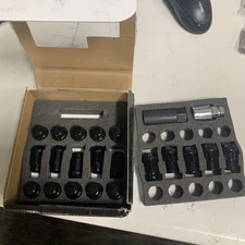 Kics Racing Project Kicks WRIF11CK-12X1.50 R40 Iconic Classical Lock&Nut Set