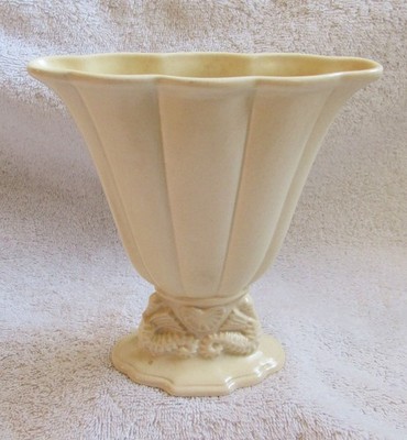 Cowan Pottery Art Deco Design Style Seahorses Ribbed Fantail Ivory Color Vase