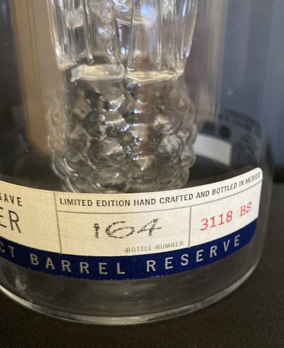 Milagro Select Barrel Reserve Limited Edition Tequila Flasche mit mundgeblasener Agave - Bild 5 von 8