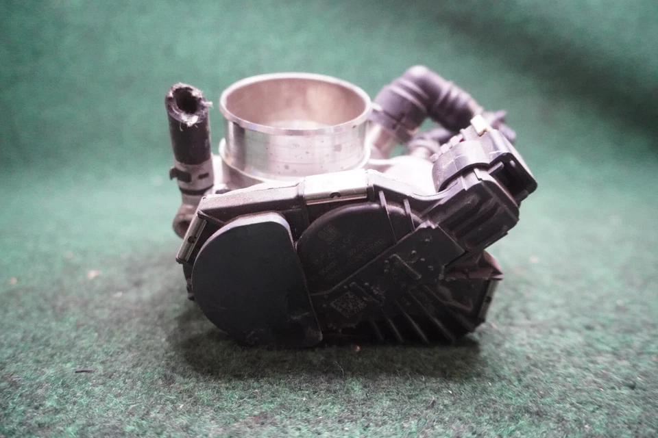 2016 CHEVROLET SONIC 1.8L Throttle Body OEM 55561495 - Image 3 of 4