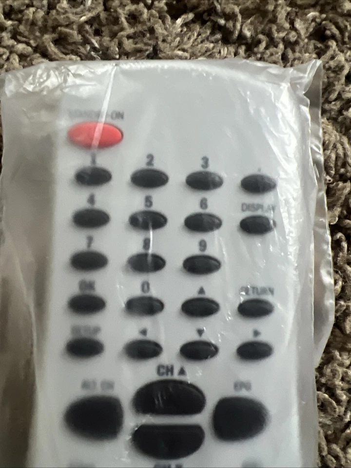 Magnavox Funai Emerson Sylvania NA385 Remote Control TV Entertainment Movies - Image 2 of 4