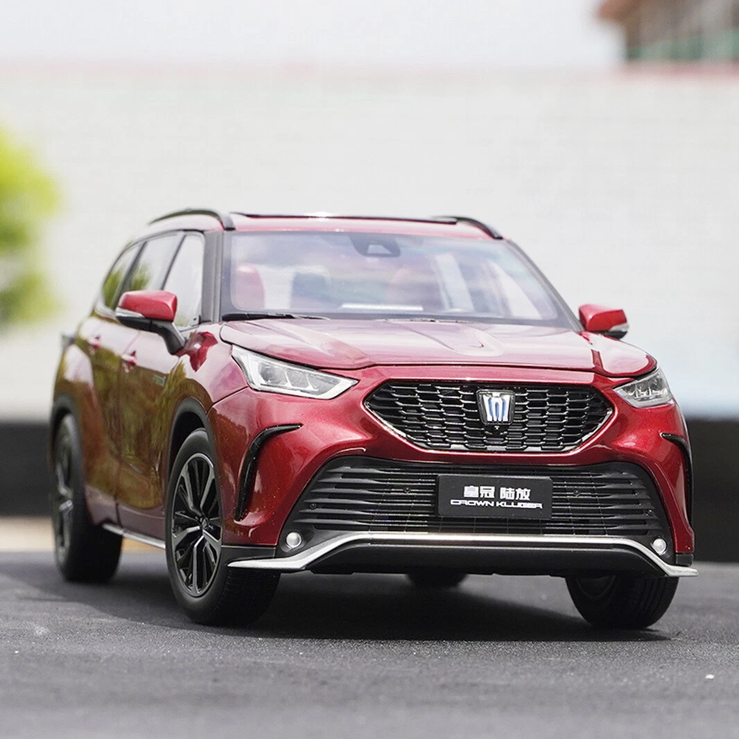 303-015 1/18 トヨタ クラウン KLUGER レッド