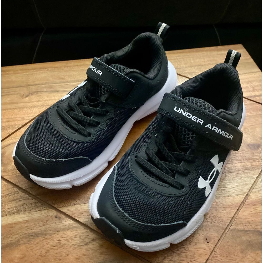 Under Armour Kids Athletic Black Mesh Breathable Running Shoes S 11 (toddler)