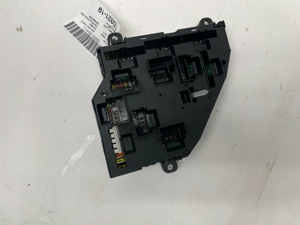 2012 BMW 650I REAR TRUNK POWER DISTRIBUTION JUNCTION BLOCK RELAY FUSE BOX OEM Foto 2 de 4