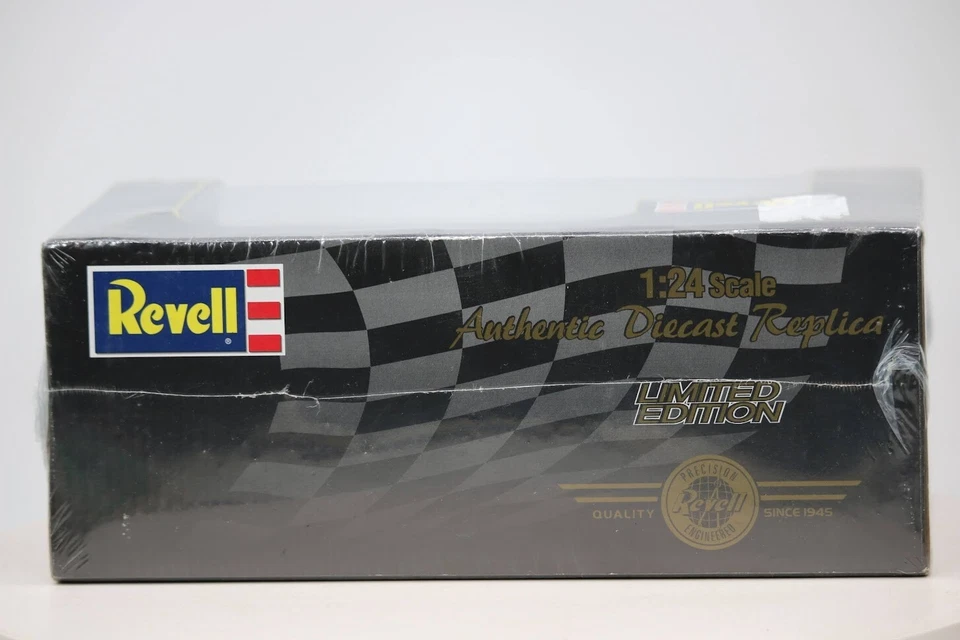 1997 REVELL COLLECTION 1:24 SCALE NASCAR STEVE GRISSOM #41 KODIAK DIECAST - Image 4 of 4