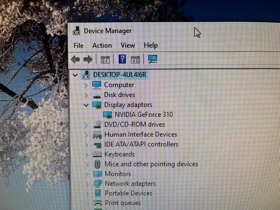 Dell Inspiron 560 Intel Core 2 Quad 2.5Ghz, 4GB 240Gb SSD, GE310 graphics, W10 - Image 2 of 4