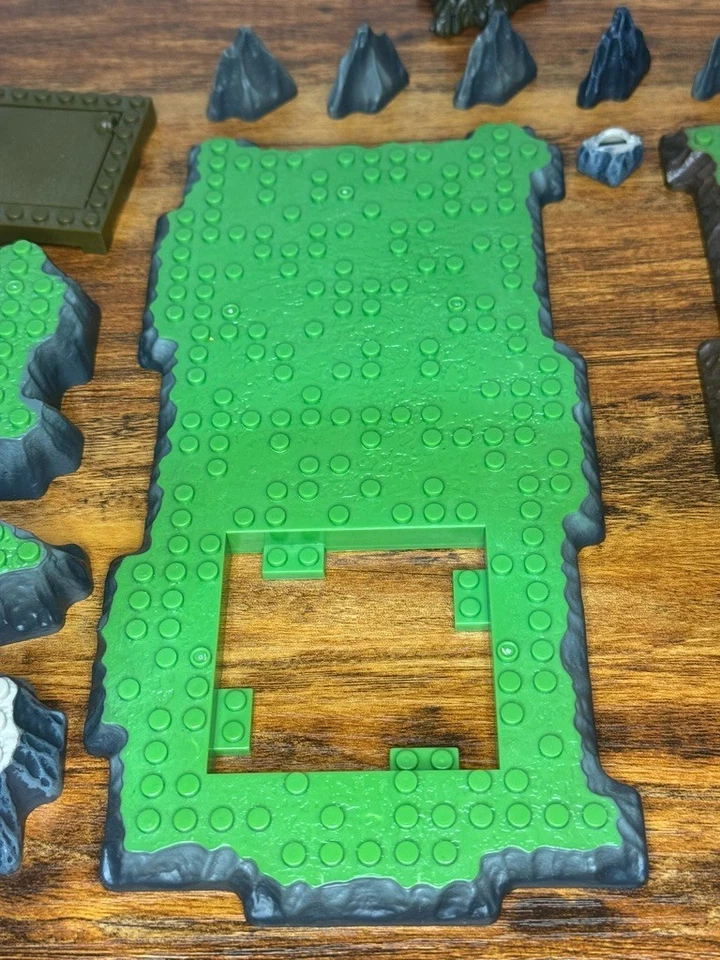 Mega Bloks Dragons Krystal Wars Platforms & Blocks lot of 16 Replacement Parts - Image 4 of 4