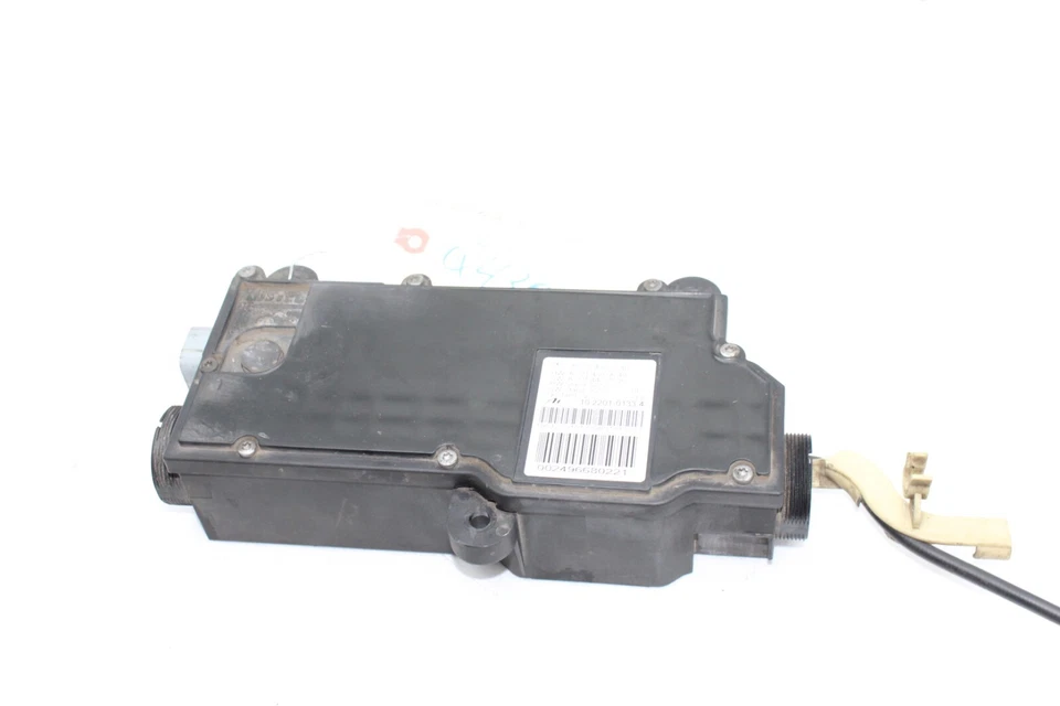 07-13 MERCEDES-BENZ S550 电动停车制动器 Q4305 — 第 2/4 张图片