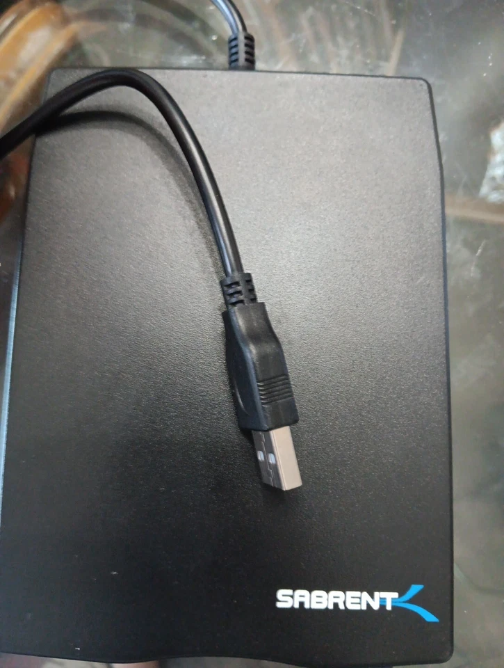 Unidad de disquete portátil USB de 3,5" Sabrent externo Foto 3 de 4