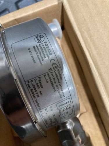 IFM Pressure Sensor with Analog Display PG2450 PG-400-REB 12-MFRKG/US/ /P - Picture 4 of 8