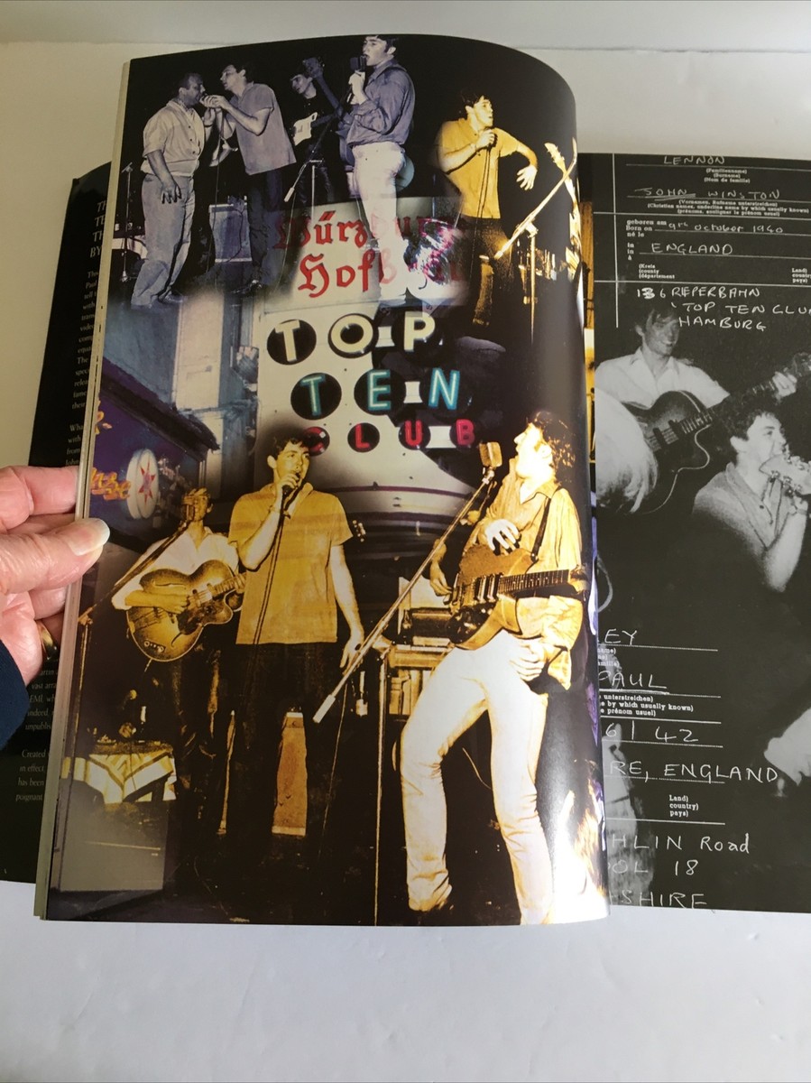 beatles anthology (RARE SET!!送料込み!!) Vintage ~The Beatles Anthology by The Beatles - Book with