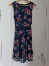 TENKI Sleeveless Floral Lace Overlay Dress Size 8