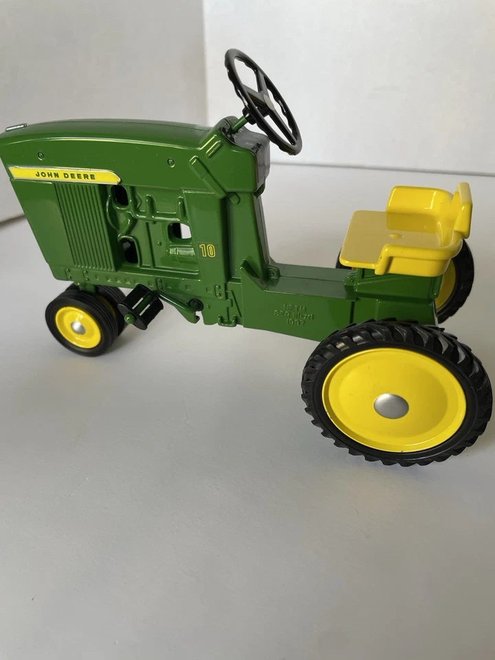 1997 ERTL John Deere Model 10 Pedal Tractor Replica 5081MA With Original Box - Image 2 of 4